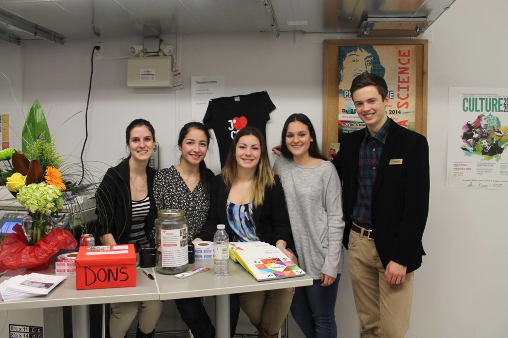 1495324_635909719830085_912773384_o