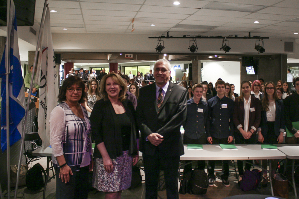 150502_simonu_h2015_6_web