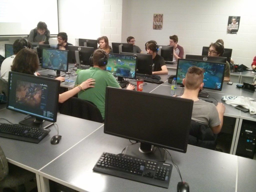 17359364_424739687872182_9010527962695446512_o